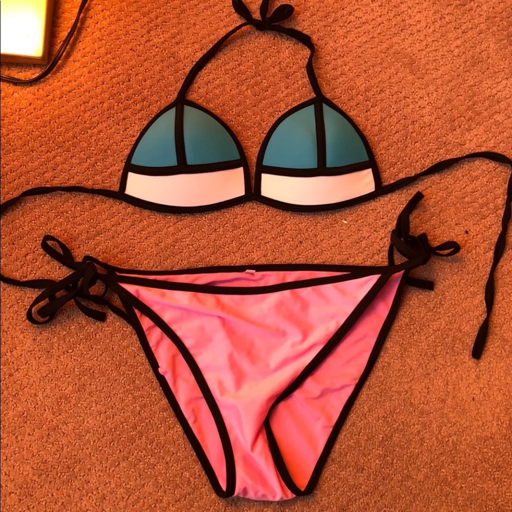 NWOT Bikini Size S